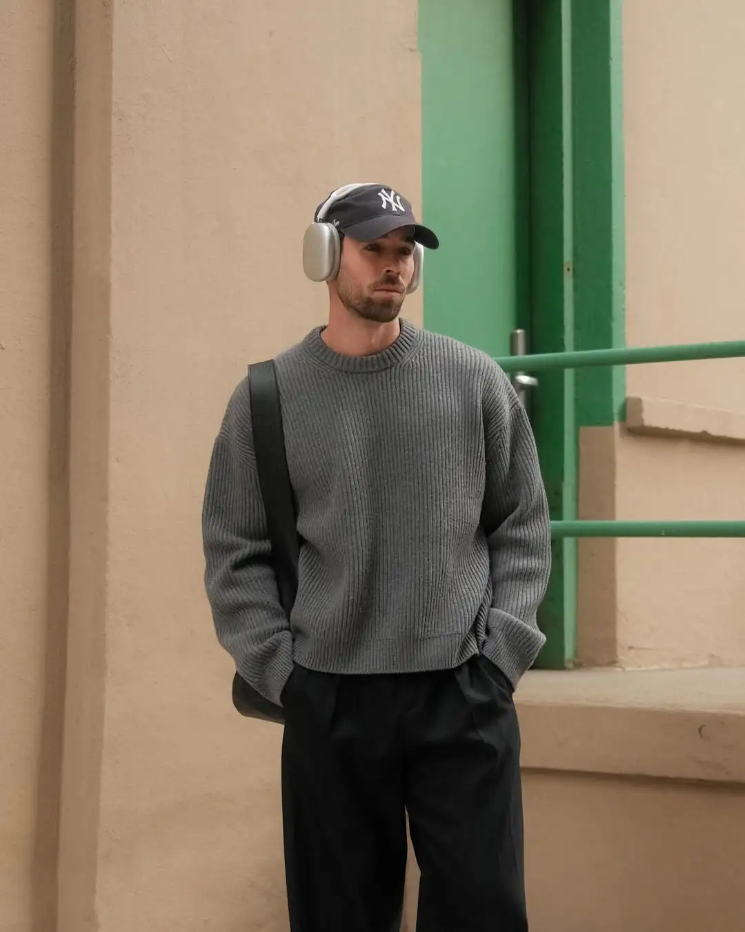 بلوفر صوف أوفر سايز